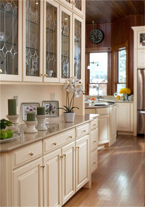 Kitchen Hutch Cabinets Buffets Home Styles Dining Room Buffet Hutch