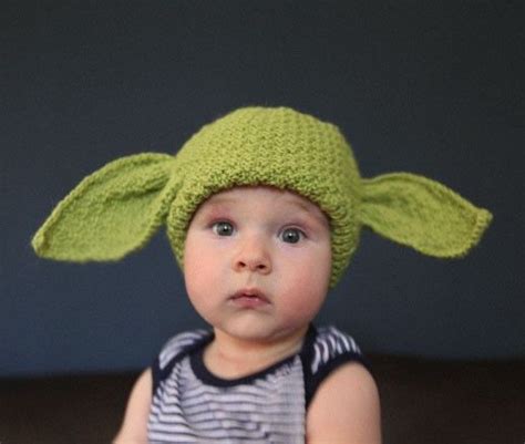 Baby Yoda Hat In Green Original Knit Star Wars Etsy Baby Hats