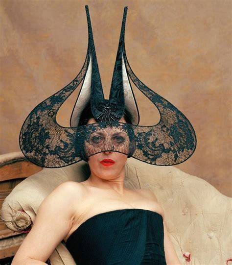 Style Icon Isabella Blow Book Review Of The Account Of Her Life By