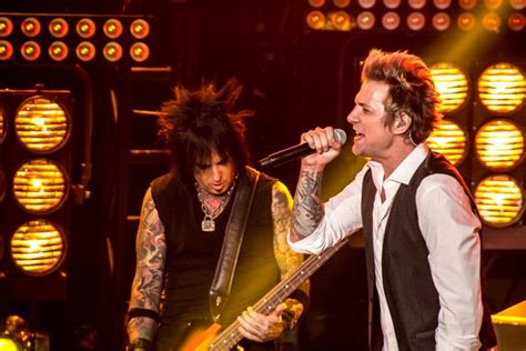 Sixx A M Return To Stage For Intimate L A Gig Nikki Sixx Concert Gigs