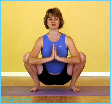 Malasana Pose Yoga AllYogaPositions Com