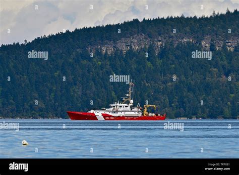 Canadian Coast Guard Uss Dumit