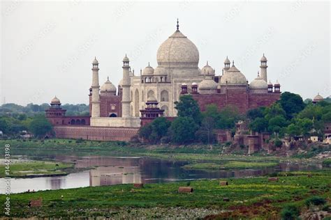 The Taj Mahal A Jewel Of Muslim Art In India And One Of The