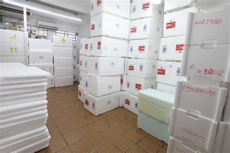 A vacina está disponível nos postos de vacinação do sus para os grupos prioritários definidos na campanha. Secretaria da Saúde distribuiu 224,2 mil doses da vacina CoronaVac às coordenadorias regionais ...