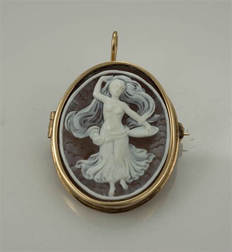 14k Yellow Gold Vintage Cameo Brooch Or Pendant Lady Dancing