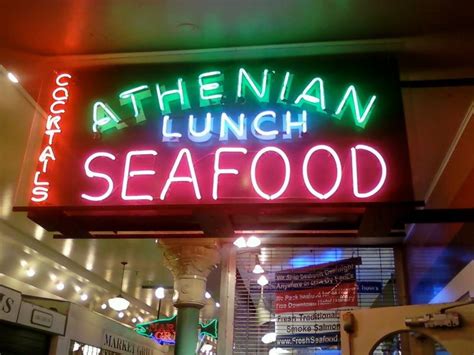 The Best Seafood Dives In Washington Pike Place Market Seattle Best