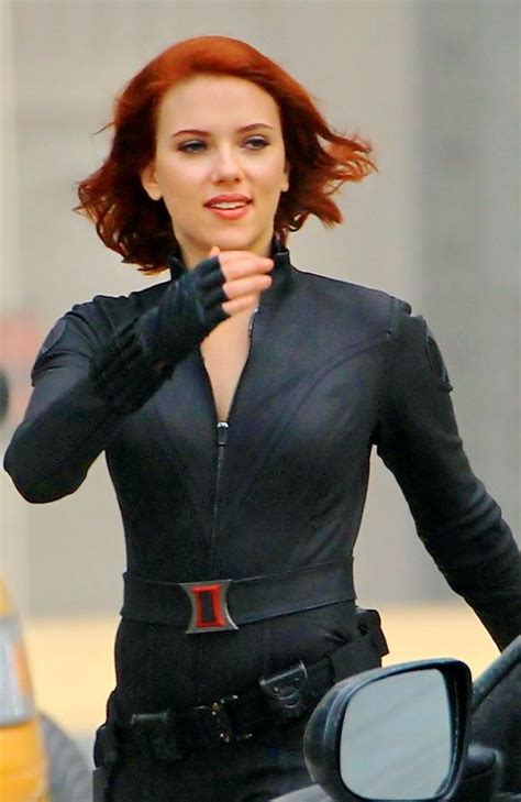 Top 10 Sexiest Pictures Of Black Widow Scarlett Johansson Celevs