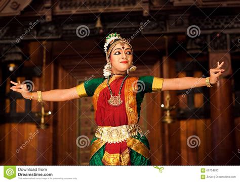 Share the best gifs now >>>. Indian Girl Dancing Classical Traditional Indian Dance Bharat Na Editorial Stock Photo - Image ...