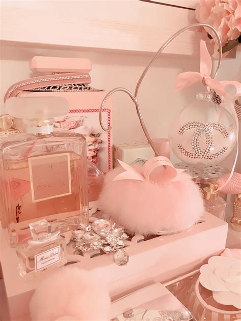Pink Powder Puff 🎀 Pastel Pink Aesthetic Baby Pink Aesthetic Pink Photo