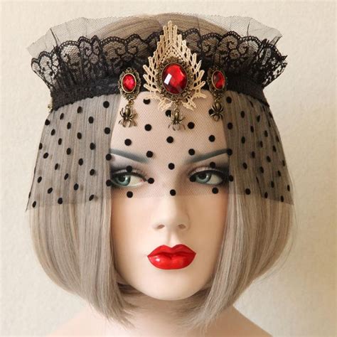 Halloween Masquerade Exquisite Ruby Crown Lace Veil Half Face Mask