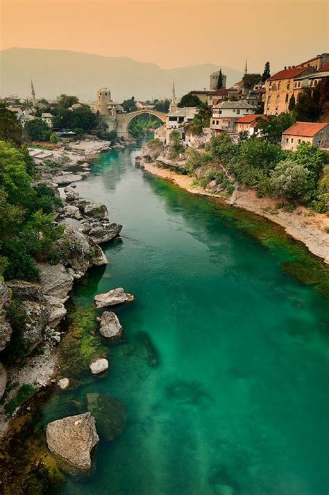 Mostar In Bosnia And Herzegovina Lugares Para Viajar Lugares