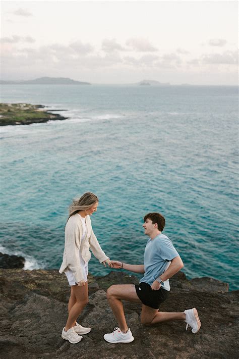Stunning Cliffside Proposal At Makapuu Lookout On Oahu Mersadi Olson Wedding Photography