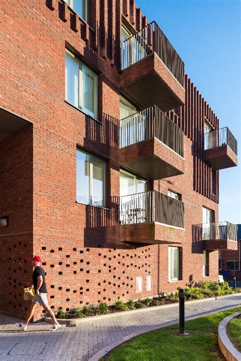 An Urban Renewal Housing Development That Combines Apartments And