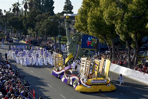 Photos: Scenes From the 2020 Rose Parade in Pasadena - NBC Los Angeles