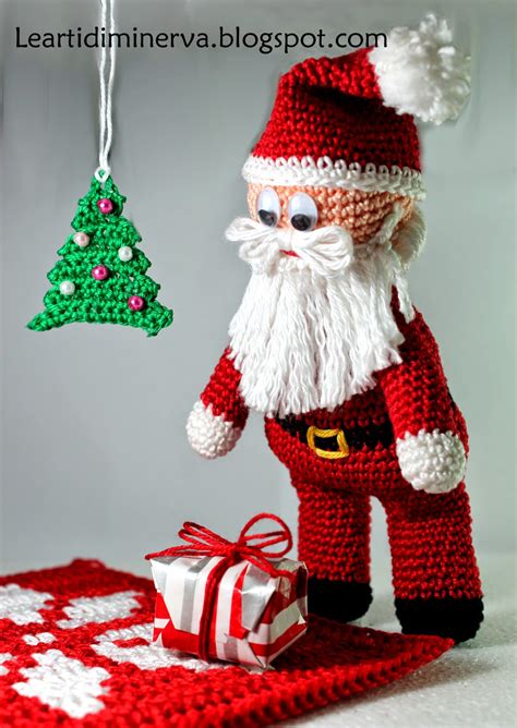 Oggi mi sono dilungata un po' troppo… quindi adesso passo subito allo schema dei sacchettini segnaposto di natale. MaryJ Handmade: Albero di Natale all'uncinetto | Crochet Christmas tree