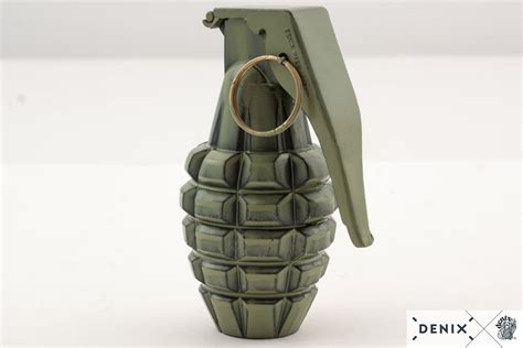 Mk 2 Or Pineapple Hand Grenade Usa 1918 Hand Grenades World War I