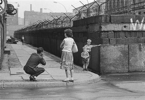 Slide Show The Berlin Wall Before The Fall The New Yorker