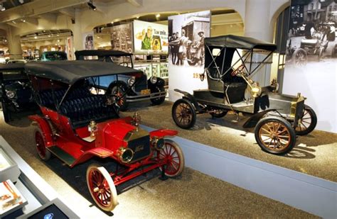 1909 Model T And 1906 Ford Model N Runabout Driving America The Henry