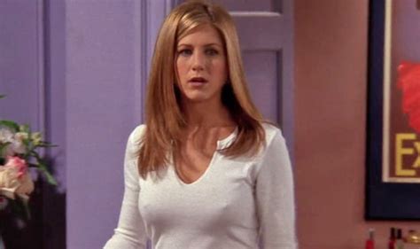 Jennifer Aniston Doesnt Mind The Attention Over Rachels Nipples On