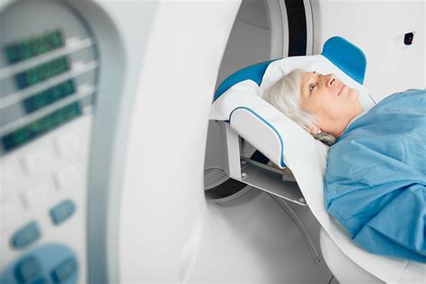 Tomografia komputerowa kręgosłupa szyjnego jak przebiega jak się przygotować O badaniach