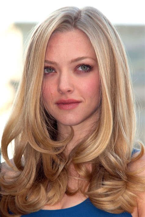 Amanda Seyfried Shoulder Length Hair