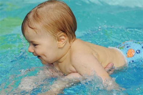 Mit der einnistung beginnt die tatsächliche. Turn Your Baby into a Swimming Pro - Dot Com Women