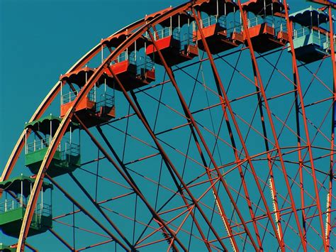 Red Ferris Wheel Daytime View Empty Seats Ferris Wheel