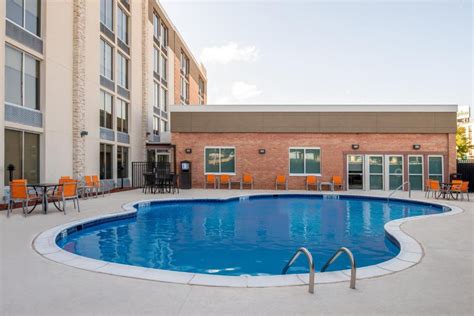 Holiday Inn Express And Suites Shreveport Downtown An Ihg Hotel