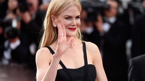 We may earn commission on some of the items you choose to buy. Nicole Kidman leader di una setta nell'inquietante trailer ...