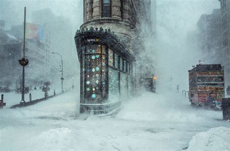 Snowmageddon Photographer Beautifully Captures New York City After