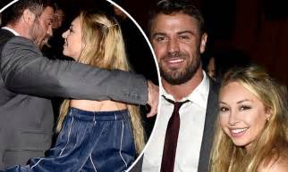 Chad Johnson Meets Bachelor Villain Corinne Olympios Daily Mail Online