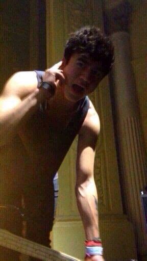 17 Best Images About Calum Hood On Pinterest Calum 5sos Look At And Hoods