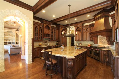 25 Traditional Kitchen Designs For A Royal Look