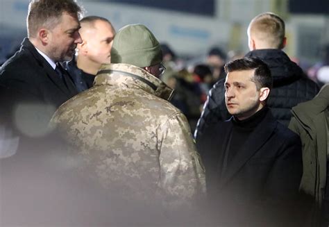 ukraine s zelensky wants to end a war in the east his problem no one agrees how to do it