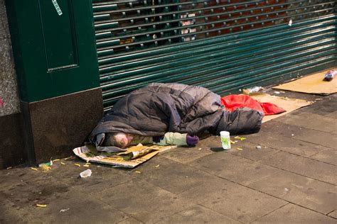Harrowing Images Show The Extent Of Homelessness On The Busy Streets Of Glasgow City Centre