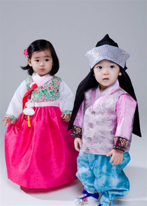 한복 hanbok korean traditional clothes[dress] pakaian ulzzang pendidikan