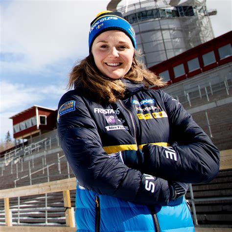 Stina nilssons oväntade byte till skidskytte innebär ett stort tapp för längdskidåkningen. Stina Nilssons stora oro - efter landslagsplatsen i ...