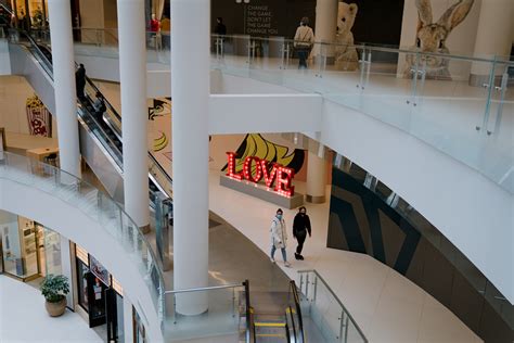Ghost Mall Goes Indie Pacific Place Gets A New Lease On Life Crosscut