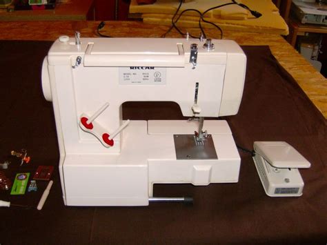 I inspected all the parts in that area looking for a groove or burr that could be preventing the thread. Riccar Super Lite R916 Sewing Machine | Sewing machine, Vintage sewing machine, Sewing