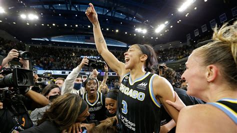 Wnba Star Candace Parker Voted Ap Female Athlete Of Year For 2nd Time