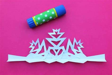 Snowflake Crowns 3 Festive Paper Craft Headpiece Templates