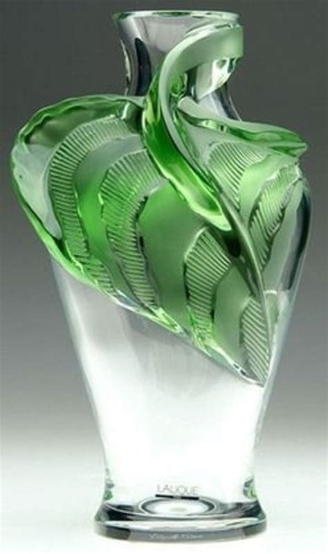 42 Gorgeous Pieces Of Art Glass To Appreciate Glass Vase Glass