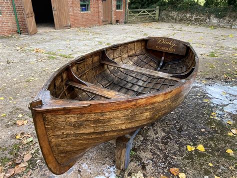 Rowing Dinghy Wooden Clinker Rowing Boat For Sale
