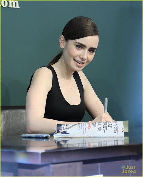 Lily Collins Seventeen Magazine Cover Signing Photo 584836