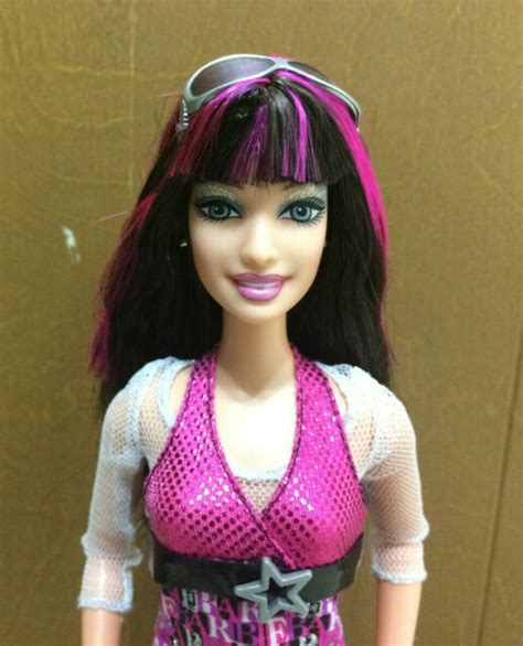 Barbie Fashion Fever Fashionistas Rockstar Rock Star Raquelle Doll