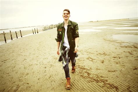 Juli 2020 bei telamo erscheinen wird. Vincent Gross "Rückenwind" | Schlager-Netz