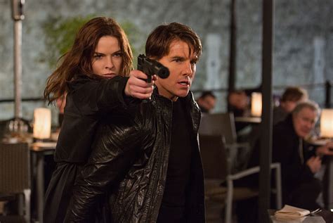 Mission Impossible 5 Images Of Tom Cruise And Rebecca Ferguson Collider