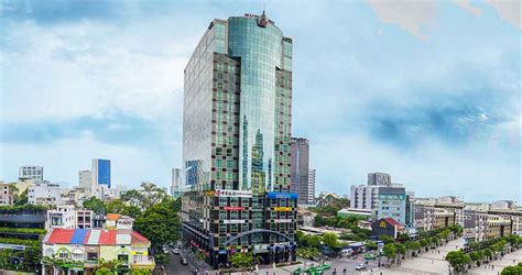 Provide suitable project suggestions to give customers an overview of the apartment market in ho chi minh. VinaCapital Office in Ho Chi Minh City, Vietnam 2019