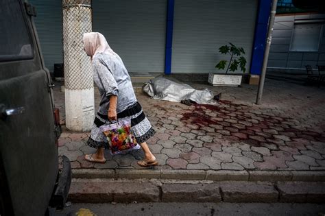 Death Toll In Ukraine Conflict Exceeds 2200 Un Says The New York Times