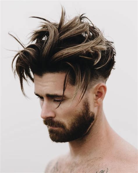 Mid fade + medium hair on top haircut. Men's question: the most fashionable men's haircut 2020 ...
